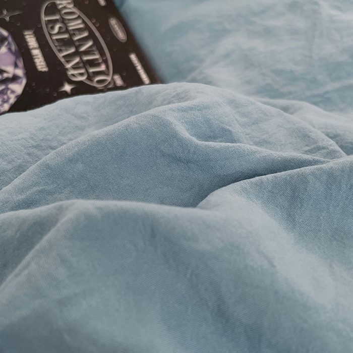 91家纺网 家纺一手货源 找家纺 优尚佳生活馆 2025新款ins风超柔褶皱亲肤磨毛水洗棉四件套纯色系列（风格二） 尼罗蓝