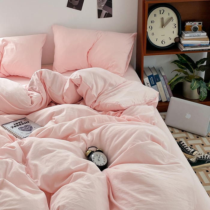 91家纺网 家纺一手货源 找家纺 优尚佳生活馆 2025新款ins风超柔褶皱亲肤磨毛水洗棉四件套纯色系列（风格二） 樱花粉