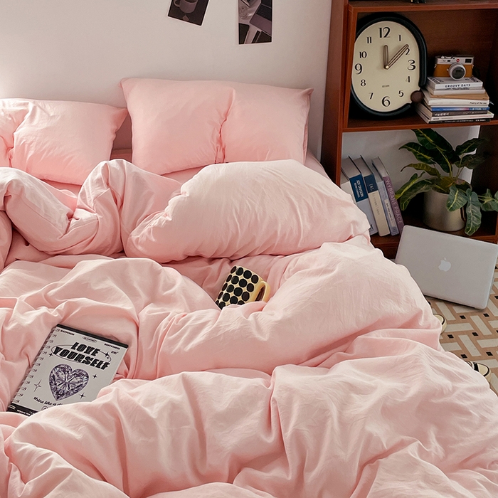 91家纺网 家纺一手货源 找家纺 优尚佳生活馆 2025新款ins风超柔褶皱亲肤磨毛水洗棉四件套纯色系列（风格二） 樱花粉