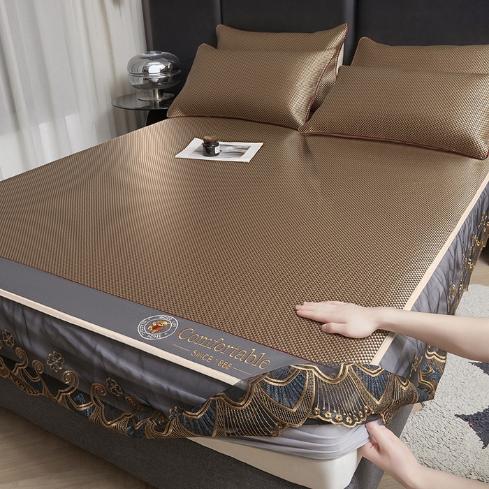 91家纺网 家纺一手货源 找家纺 情恒家纺 2025新款冰藤席床笠款三件套 皇朝 炽金