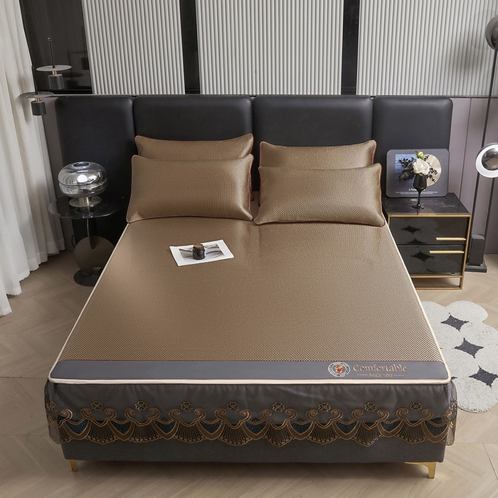 91家纺网 家纺一手货源 找家纺 情恒家纺 2025新款冰藤席床笠款三件套 皇朝 炽金