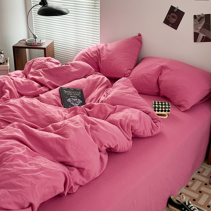 91家纺网 家纺一手货源 找家纺 优尚佳生活馆 2025新款ins风超柔褶皱亲肤磨毛水洗棉四件套纯色系列（风格二） 优尚玫红