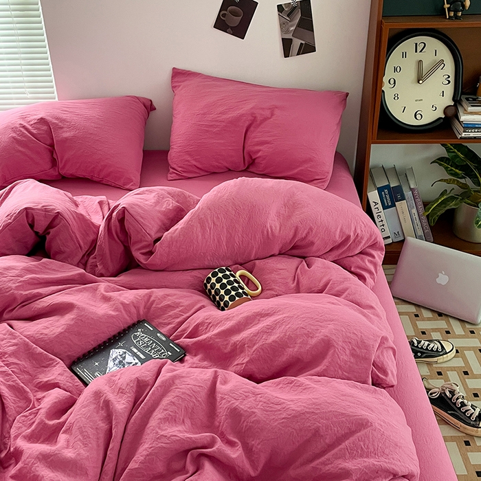 91家纺网 家纺一手货源 找家纺 优尚佳生活馆 2025新款ins风超柔褶皱亲肤磨毛水洗棉四件套纯色系列（风格二） 优尚玫红