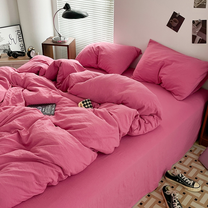 91家纺网 家纺一手货源 找家纺 优尚佳生活馆 2025新款ins风超柔褶皱亲肤磨毛水洗棉四件套纯色系列（风格二） 优尚玫红