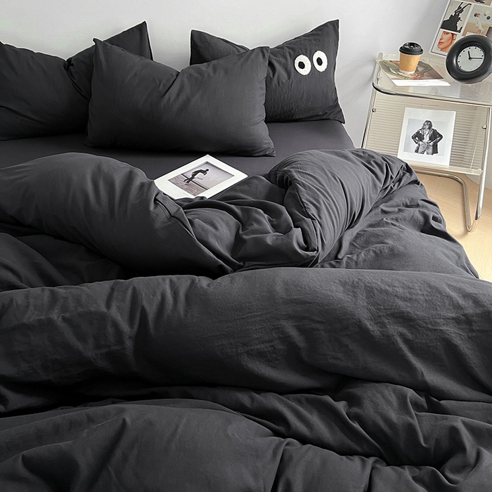 91家纺网 家纺一手货源 找家纺 优尚佳生活馆 2025新款ins风超柔褶皱亲肤磨毛水洗棉四件套纯色系列（风格二） 墨黑