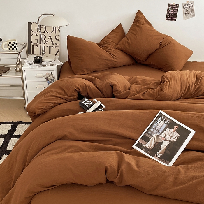 91家纺网 家纺一手货源 找家纺 优尚佳生活馆 2025新款ins风超柔褶皱亲肤磨毛水洗棉四件套纯色系列（风格一） 焦糖