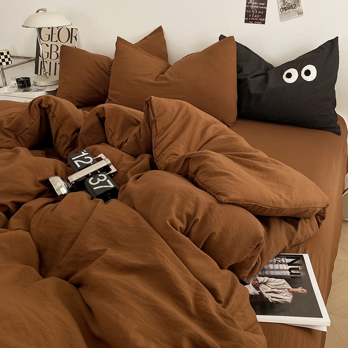 91家纺网 家纺一手货源 找家纺 优尚佳生活馆 2025新款ins风超柔褶皱亲肤磨毛水洗棉四件套纯色系列（风格一） 焦糖