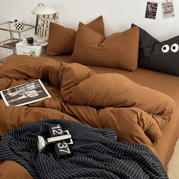 91家纺网 家纺一手货源 找家纺 优尚佳生活馆 2025新款ins风超柔褶皱亲肤磨毛水洗棉四件套纯色系列（风格一） 焦糖