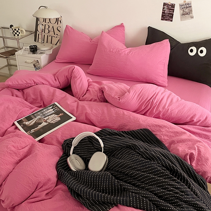 91家纺网 家纺一手货源 找家纺 优尚佳生活馆 2025新款ins风超柔褶皱亲肤磨毛水洗棉四件套纯色系列（风格一） 优尚玫红