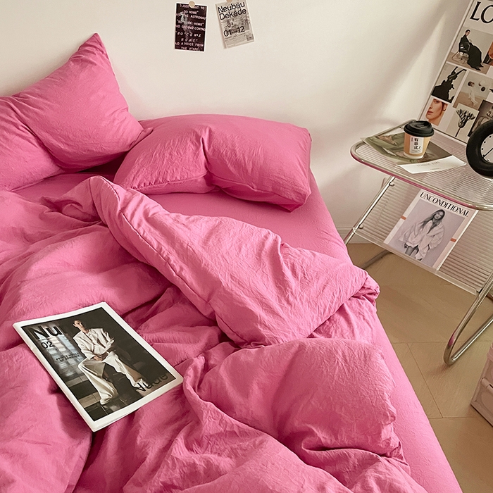 91家纺网 家纺一手货源 找家纺 优尚佳生活馆 2025新款ins风超柔褶皱亲肤磨毛水洗棉四件套纯色系列（风格一） 优尚玫红