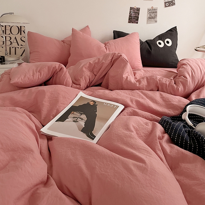 91家纺网 家纺一手货源 找家纺 优尚佳生活馆 2025新款ins风超柔褶皱亲肤磨毛水洗棉四件套纯色系列（风格一） 梦露粉