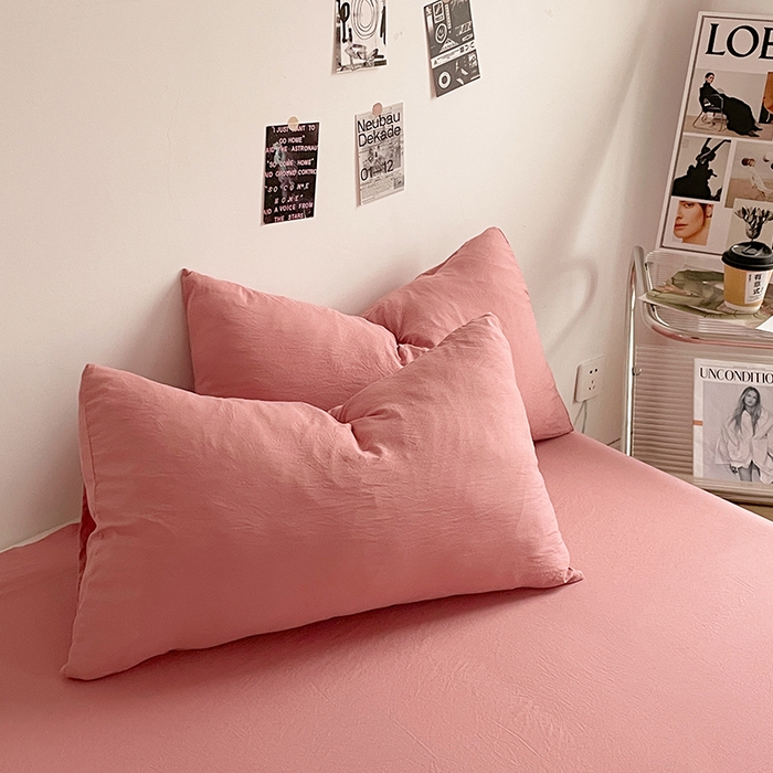 91家纺网 家纺一手货源 找家纺 优尚佳生活馆 2025新款ins风超柔褶皱亲肤磨毛水洗棉四件套纯色系列（风格一） 梦露粉