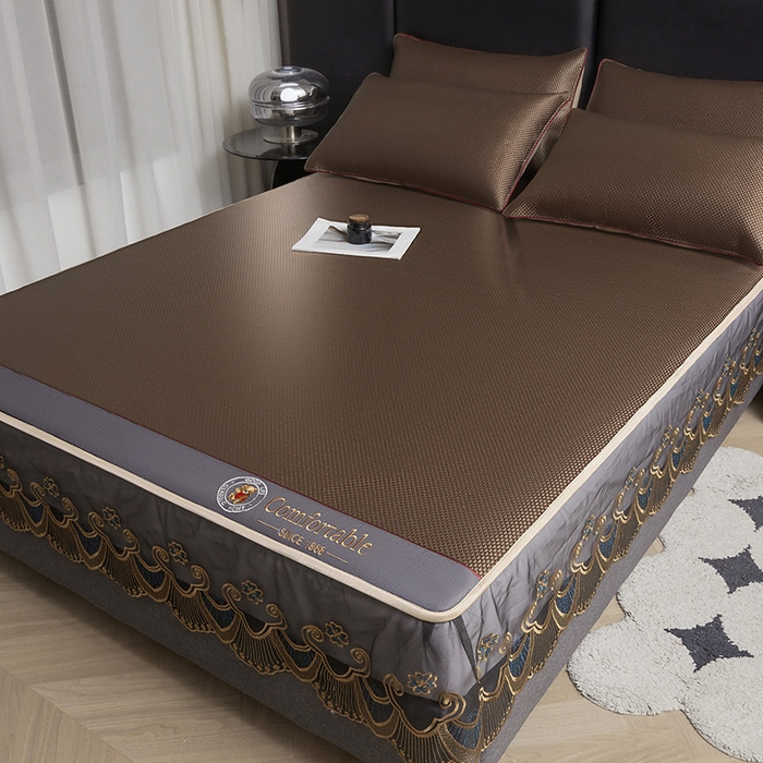 91家纺网 家纺一手货源 找家纺 情恒家纺 2025新款冰藤席床笠款三件套 皇朝 深棕