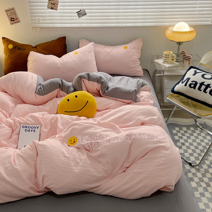 91家纺网 家纺一手货源 找家纺 优尚佳生活馆 2025新款水洗棉磨毛刺绣四件套 粉灰恋人