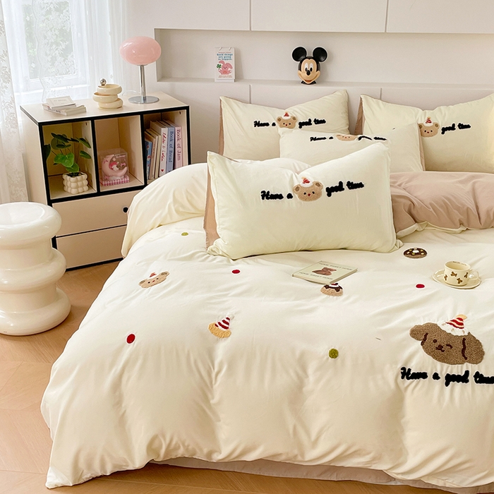 91家纺网 家纺一手货源 找家纺 优尚佳生活馆 2025新款水洗棉毛巾绣四件套（提供买家秀） 泡芙狗