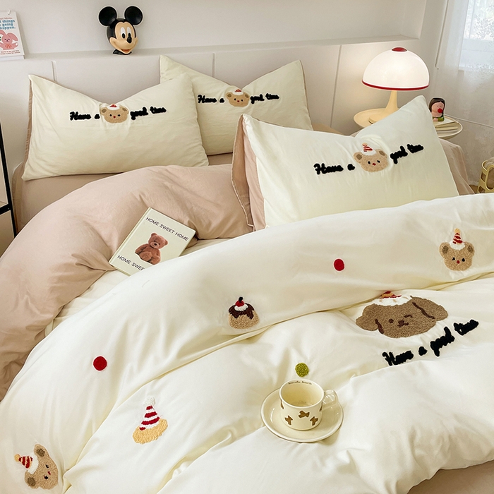 91家纺网 家纺一手货源 找家纺 优尚佳生活馆 2025新款水洗棉毛巾绣四件套（提供买家秀） 泡芙狗