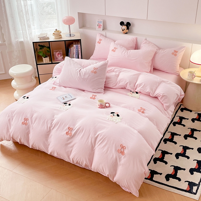 91家纺网 家纺一手货源 找家纺 优尚佳生活馆 2025新款水洗棉毛巾绣四件套（提供买家秀） 樱桃狗