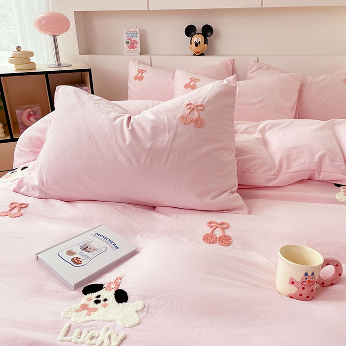 91家纺网 家纺一手货源 找家纺 优尚佳生活馆 2025新款水洗棉毛巾绣四件套（提供买家秀） 樱桃狗