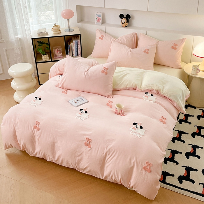 91家纺网 家纺一手货源 找家纺 优尚佳生活馆 2025新款水洗棉毛巾绣四件套（提供买家秀） 樱桃奶狗