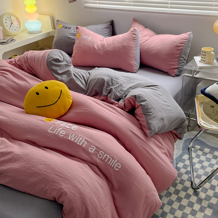 91家纺网 家纺一手货源 找家纺 优尚佳生活馆 2025新款水洗棉磨毛刺绣四件套 灰红相拥