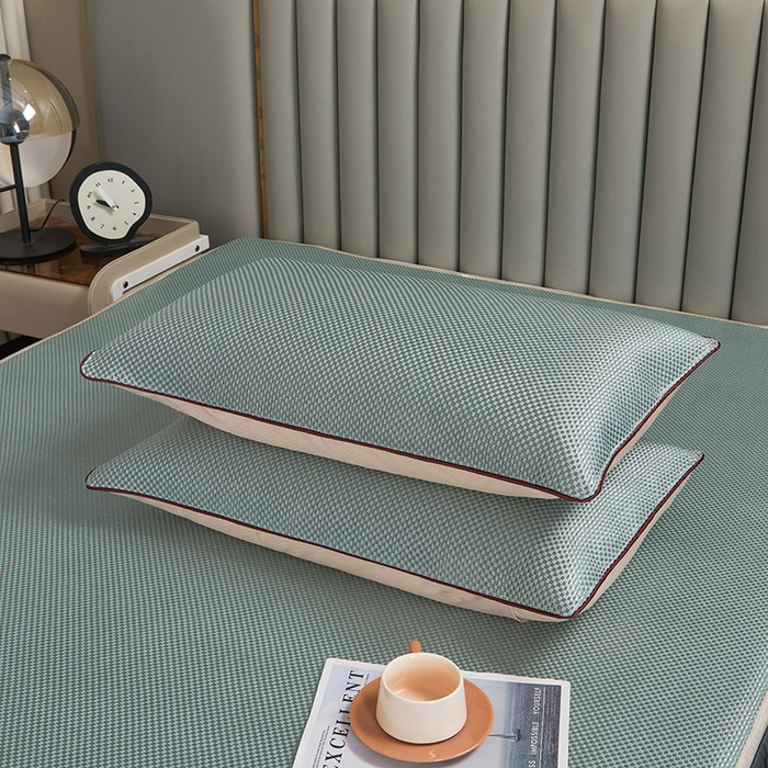 91家纺网 家纺一手货源 找家纺 情恒家纺 2025新款冰藤可拆卸床裙席三件套 皇朝 辰青