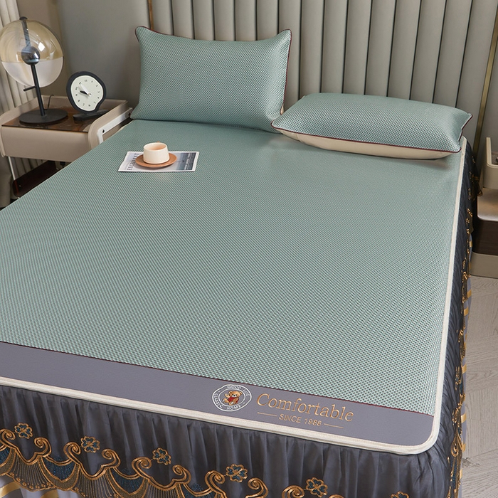 91家纺网 家纺一手货源 找家纺 情恒家纺 2025新款冰藤可拆卸床裙席三件套 皇朝 辰青