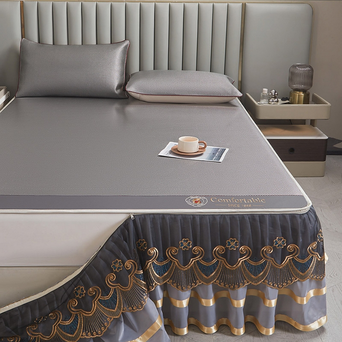 91家纺网 家纺一手货源 找家纺 情恒家纺 2025新款冰藤可拆卸床裙席三件套 皇朝 梦灰