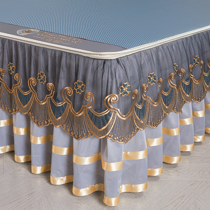 91家纺网 家纺一手货源 找家纺 情恒家纺 2025新款冰藤可拆卸床裙席三件套 皇朝 雾蓝