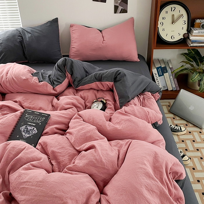 91家纺网 家纺一手货源 找家纺 优尚佳生活馆 2025新款ins风超柔褶皱亲肤磨毛水洗棉四件套双拼系列（风格二） 豆沙深灰