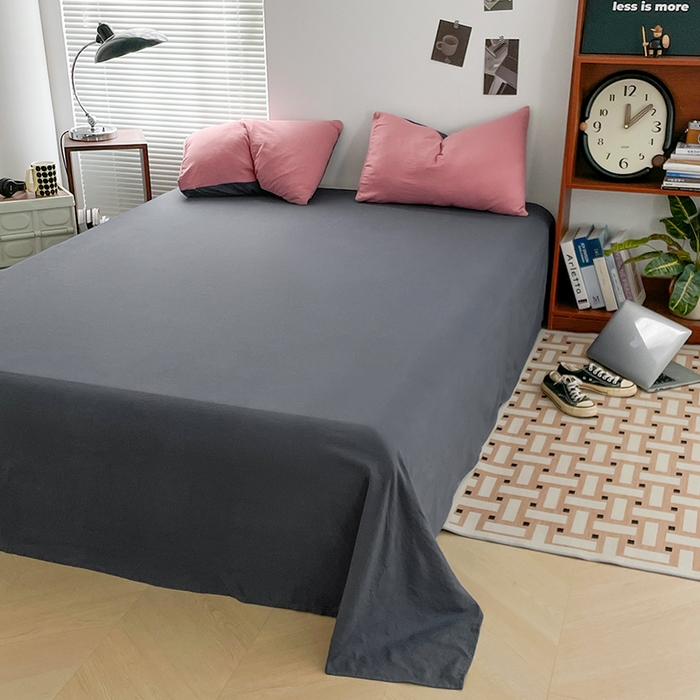 91家纺网 家纺一手货源 找家纺 优尚佳生活馆 2025新款ins风超柔褶皱亲肤磨毛水洗棉四件套双拼系列（风格二） 豆沙深灰