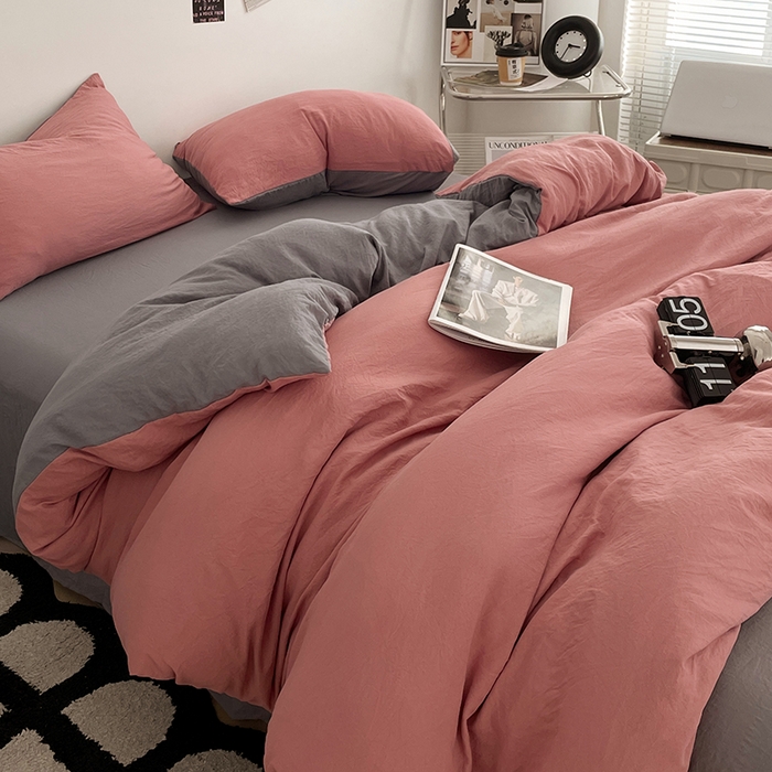 91家纺网 家纺一手货源 找家纺 优尚佳生活馆 2025新款ins风超柔褶皱亲肤磨毛水洗棉四件套双拼系列（风格一） 豆沙浅灰