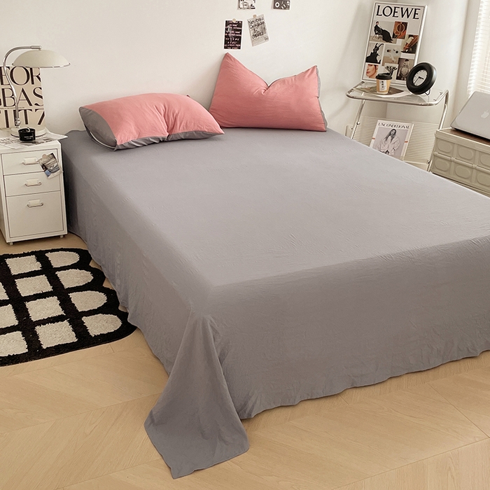 91家纺网 家纺一手货源 找家纺 优尚佳生活馆 2025新款ins风超柔褶皱亲肤磨毛水洗棉四件套双拼系列（风格一） 豆沙浅灰