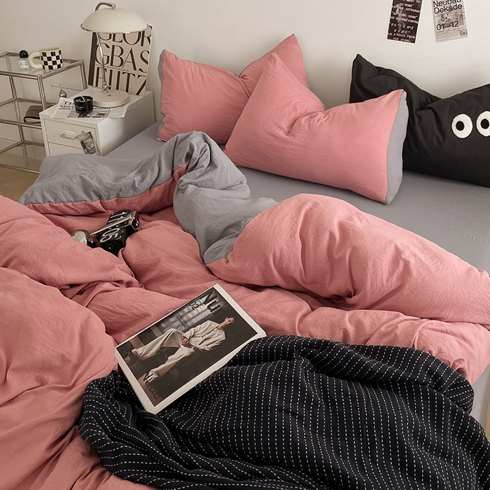 91家纺网 家纺一手货源 找家纺 优尚佳生活馆 2025新款ins风超柔褶皱亲肤磨毛水洗棉四件套双拼系列（风格一） 豆沙浅灰