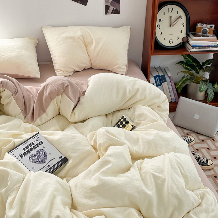 91家纺网 家纺一手货源 找家纺 优尚佳生活馆 2025新款ins风超柔褶皱亲肤磨毛水洗棉四件套双拼系列（风格二） 菊蕊奶黄