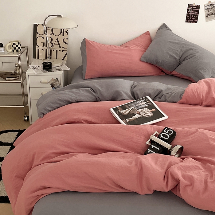 91家纺网 家纺一手货源 找家纺 优尚佳生活馆 2025新款ins风超柔褶皱亲肤磨毛水洗棉四件套双拼系列（风格一） 豆沙浅灰