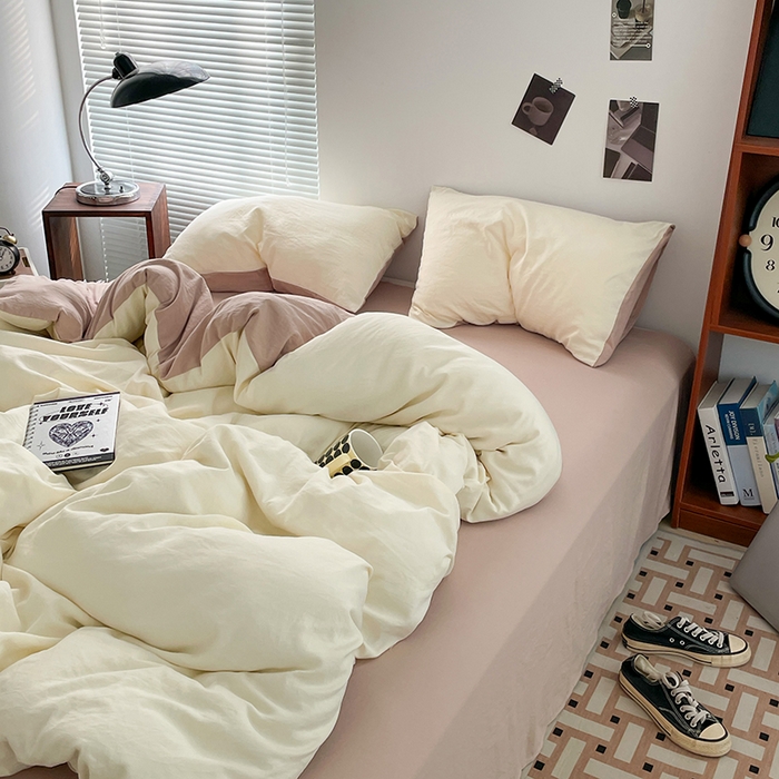 91家纺网 家纺一手货源 找家纺 优尚佳生活馆 2025新款ins风超柔褶皱亲肤磨毛水洗棉四件套双拼系列（风格二） 菊蕊奶黄