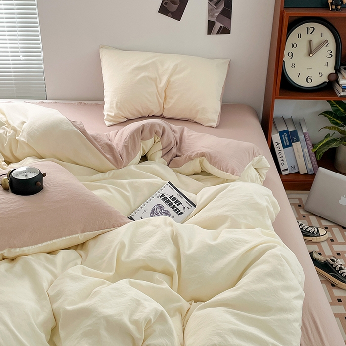 91家纺网 家纺一手货源 找家纺 优尚佳生活馆 2025新款ins风超柔褶皱亲肤磨毛水洗棉四件套双拼系列（风格二） 菊蕊奶黄