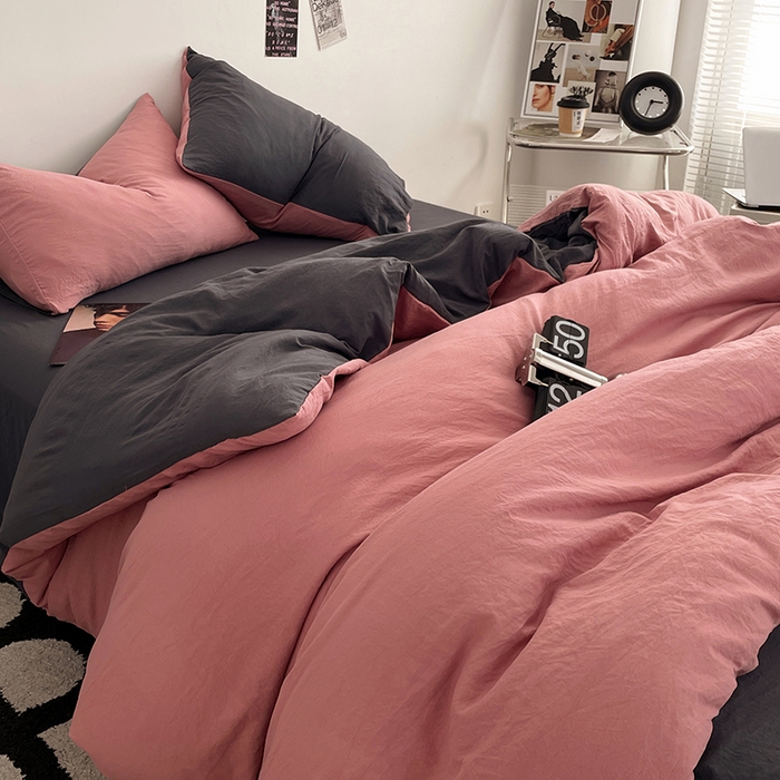 91家纺网 家纺一手货源 找家纺 优尚佳生活馆 2025新款ins风超柔褶皱亲肤磨毛水洗棉四件套双拼系列（风格一） 豆沙深灰