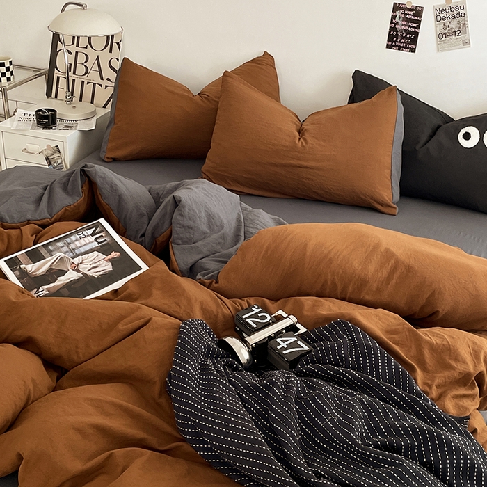 91家纺网 家纺一手货源 找家纺 优尚佳生活馆 2025新款ins风超柔褶皱亲肤磨毛水洗棉四件套双拼系列（风格一） 糖灰