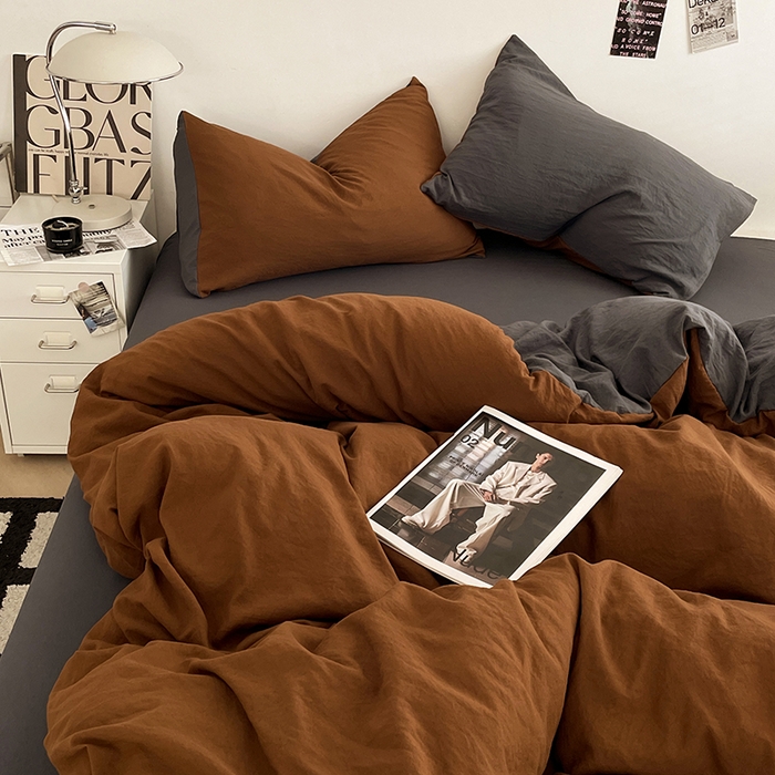 91家纺网 家纺一手货源 找家纺 优尚佳生活馆 2025新款ins风超柔褶皱亲肤磨毛水洗棉四件套双拼系列（风格一） 糖灰