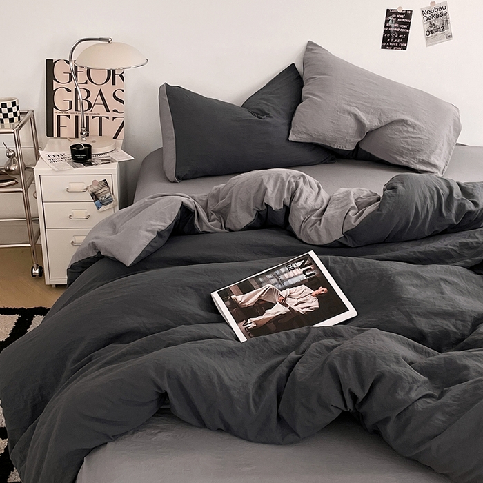 91家纺网 家纺一手货源 找家纺 优尚佳生活馆 2025新款ins风超柔褶皱亲肤磨毛水洗棉四件套双拼系列（风格一） 深浅灰