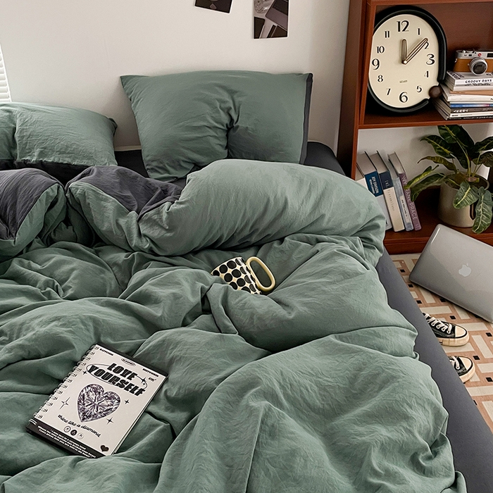 91家纺网 家纺一手货源 找家纺 优尚佳生活馆 2025新款ins风超柔褶皱亲肤磨毛水洗棉四件套双拼系列（风格二） 松绿深灰