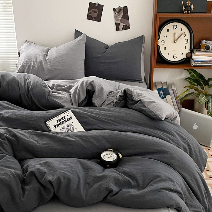 91家纺网 家纺一手货源 找家纺 优尚佳生活馆 2025新款ins风超柔褶皱亲肤磨毛水洗棉四件套双拼系列（风格二） 深浅灰