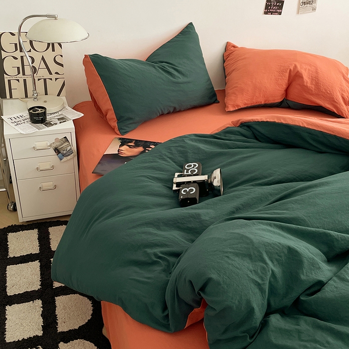 91家纺网 家纺一手货源 找家纺 优尚佳生活馆 2025新款ins风超柔褶皱亲肤磨毛水洗棉四件套双拼系列（风格一） 宝绿橙