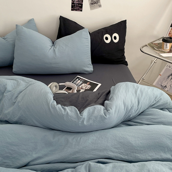 91家纺网 家纺一手货源 找家纺 优尚佳生活馆 2025新款ins风超柔褶皱亲肤磨毛水洗棉四件套双拼系列（风格一） 天蓝灰