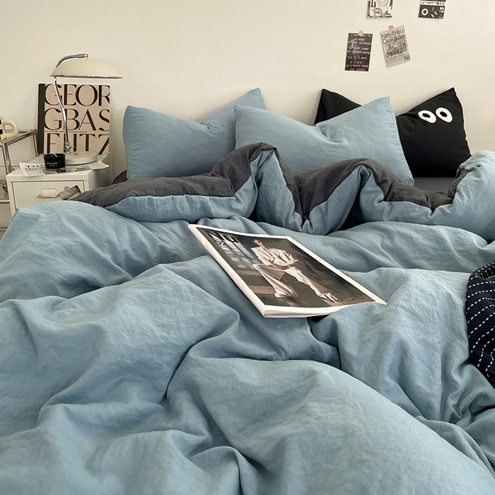 91家纺网 家纺一手货源 找家纺 优尚佳生活馆 2025新款ins风超柔褶皱亲肤磨毛水洗棉四件套双拼系列（风格一） 天蓝灰
