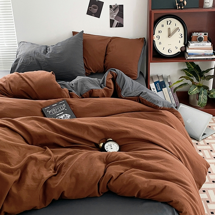 91家纺网 家纺一手货源 找家纺 优尚佳生活馆 2025新款ins风超柔褶皱亲肤磨毛水洗棉四件套双拼系列（风格二） 糖灰