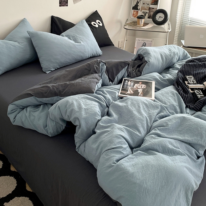 91家纺网 家纺一手货源 找家纺 优尚佳生活馆 2025新款ins风超柔褶皱亲肤磨毛水洗棉四件套双拼系列（风格一） 天蓝灰