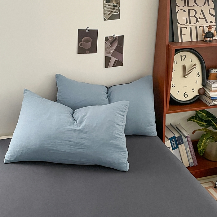 91家纺网 家纺一手货源 找家纺 优尚佳生活馆 2025新款ins风超柔褶皱亲肤磨毛水洗棉四件套双拼系列（风格二） 天蓝灰