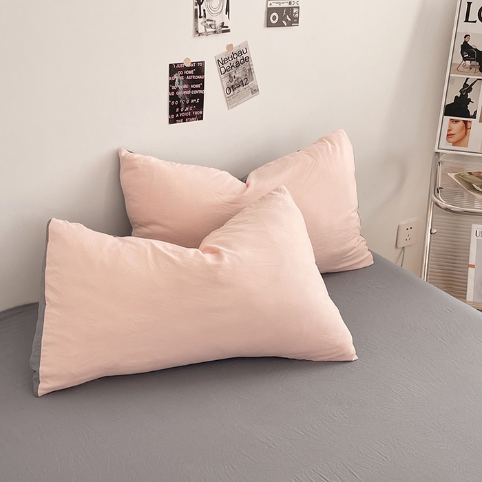 91家纺网 家纺一手货源 找家纺 优尚佳生活馆 2025新款ins风超柔褶皱亲肤磨毛水洗棉四件套双拼系列（风格一） 浅粉灰